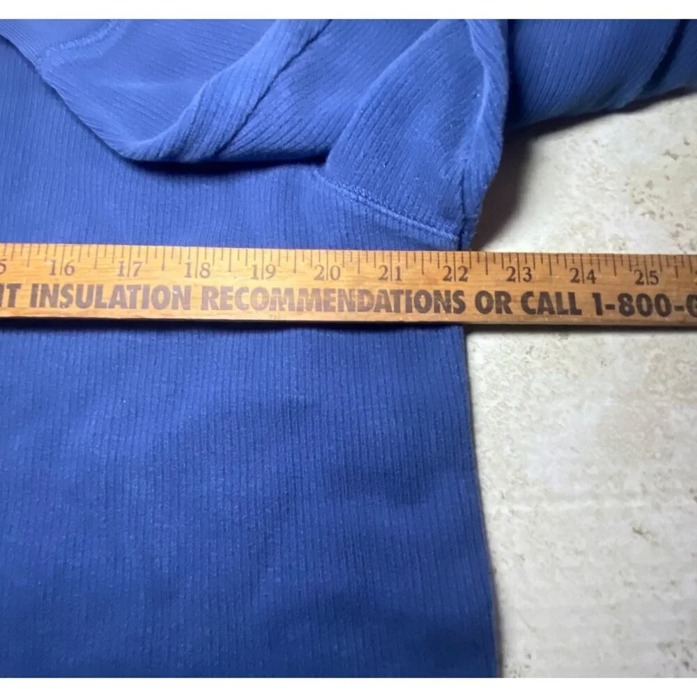 American Eagle Outfitters crewneck ribbed
